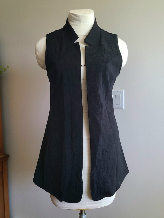Jackets & Blazers - Long Black Sleeveless Vest